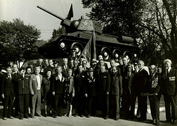 Встреча ветеранов корпуса в городе Звенигородка Черкасской области, Украина, 09 мая 1990г.