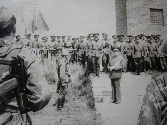 На трибуне советско-польско-немецкое командование. Учения Дружба 86.JPG
